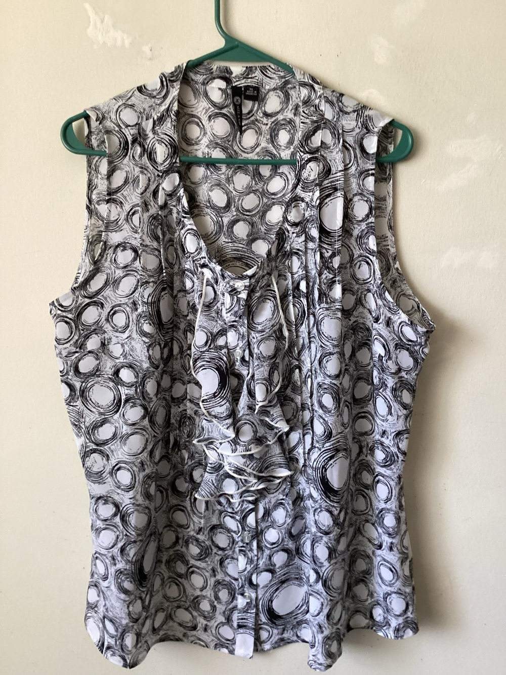 Milano Black & White Ruffle Front Sleeveless Blouse